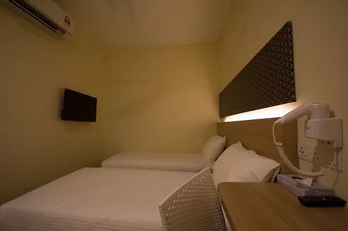 118 Hotel Macalister George Town