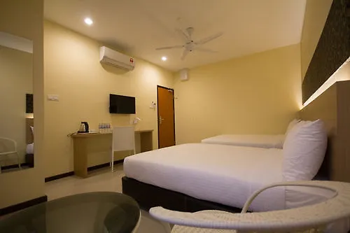 118 Hotel Macalister George Town